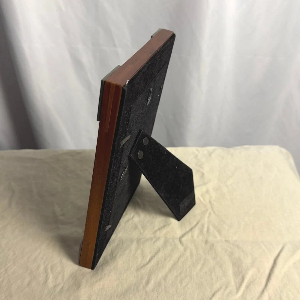 Wooden Picture Frame Metal Corner Accents 3.5x5.5 Easel Back